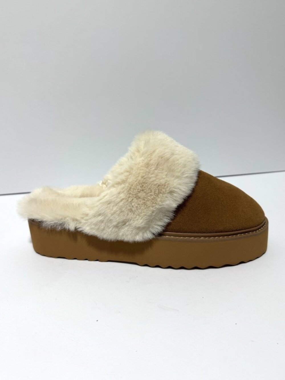 BCTEX Coll Womens Fuzzy Slippers Chestnut Size 10 M